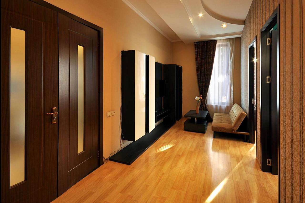 Hotel Majestic Tbilisi Buitenkant foto