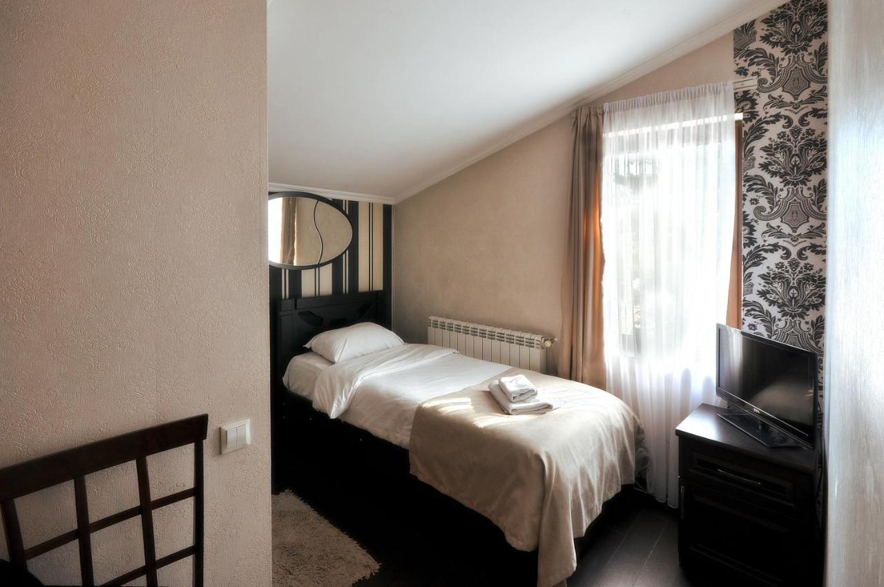 Hotel Majestic Tbilisi Buitenkant foto
