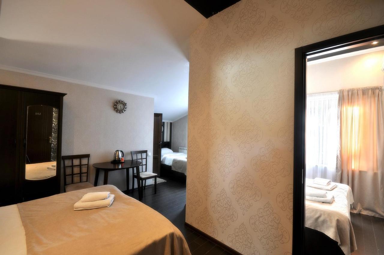 Hotel Majestic Tbilisi Buitenkant foto