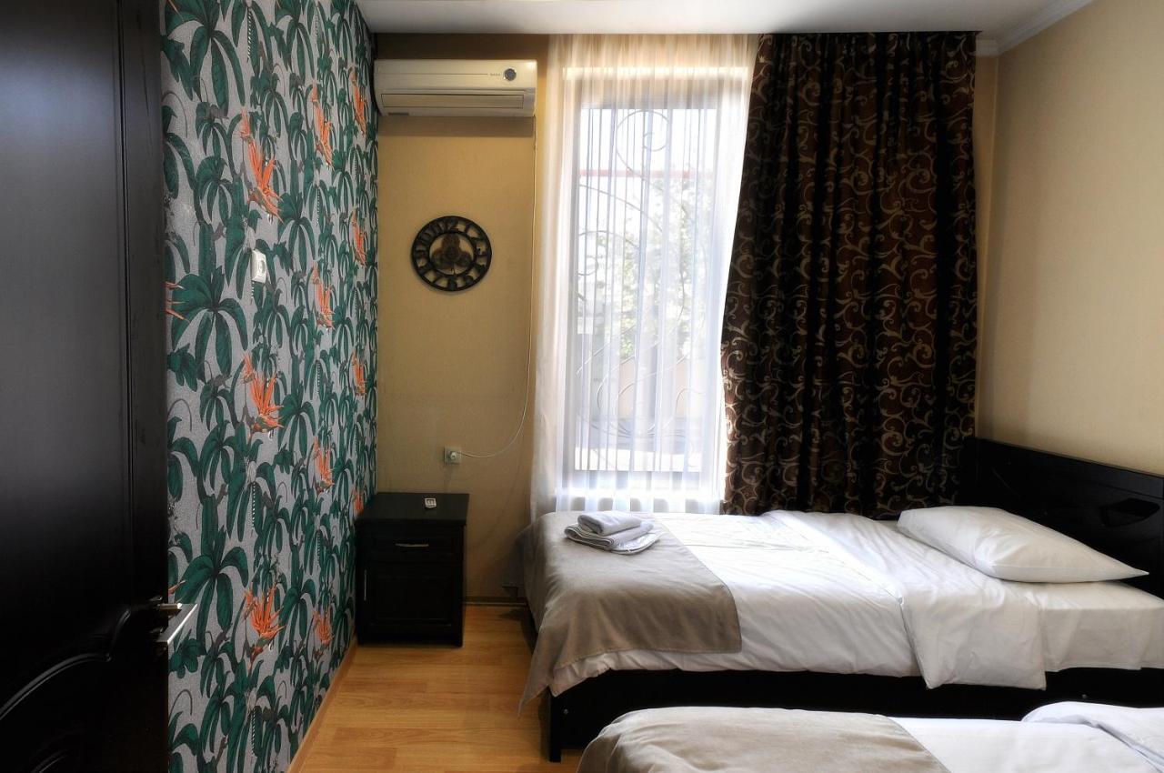 Hotel Majestic Tbilisi Buitenkant foto