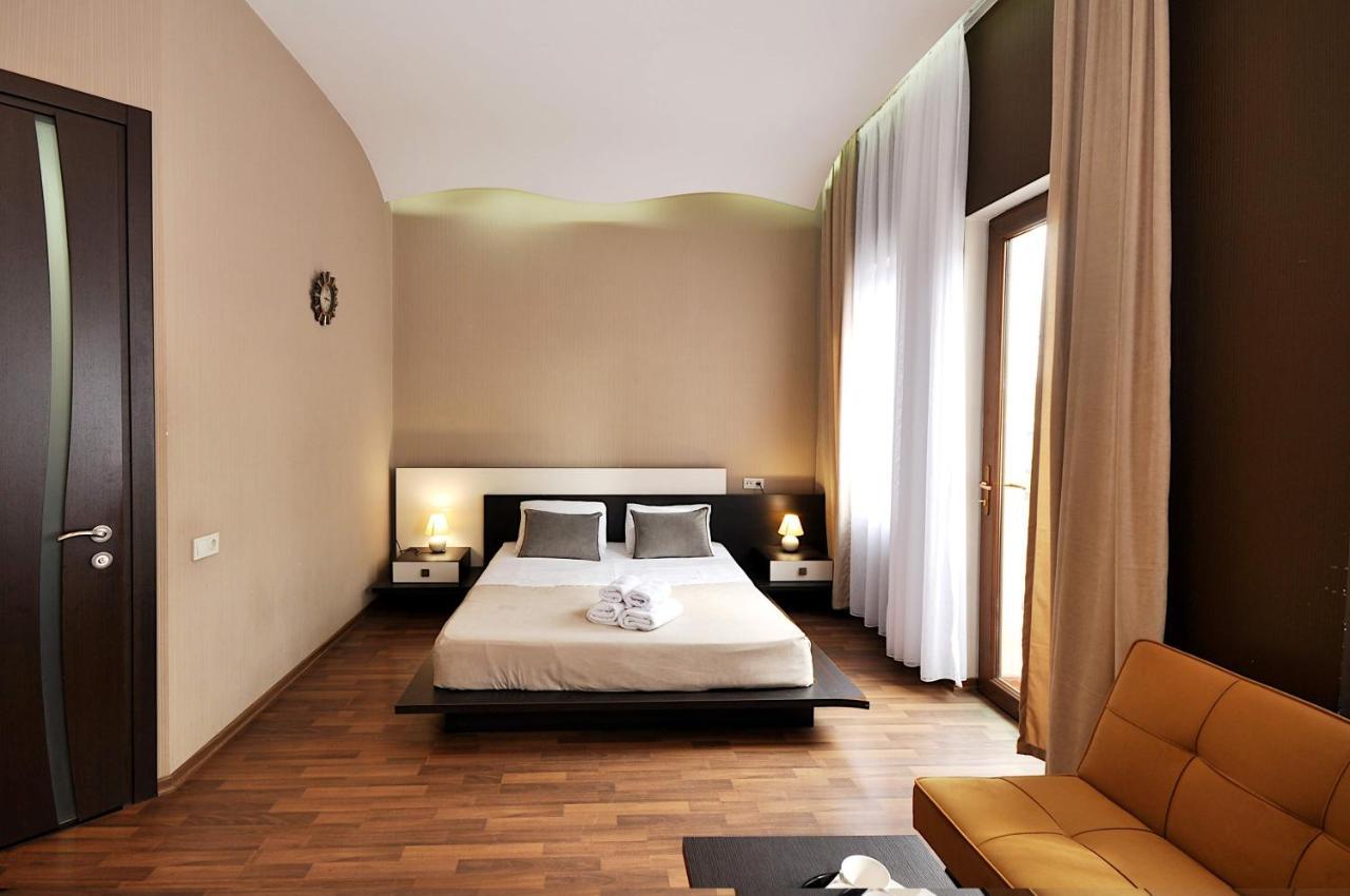 Hotel Majestic Tbilisi Buitenkant foto