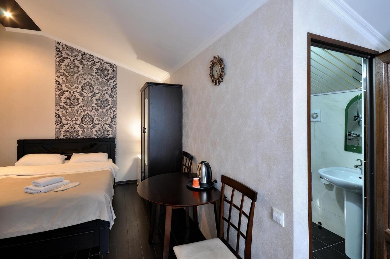 Hotel Majestic Tbilisi Buitenkant foto