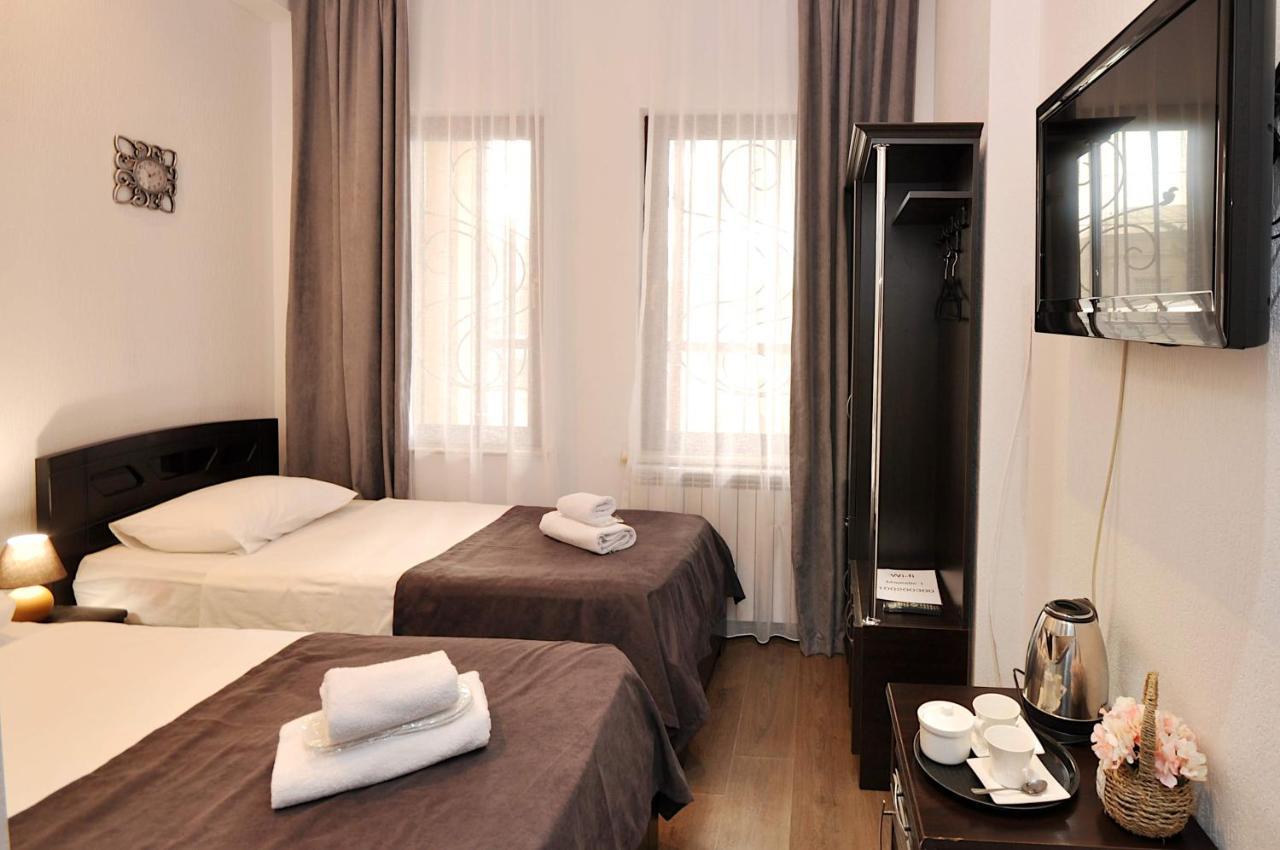 Hotel Majestic Tbilisi Buitenkant foto