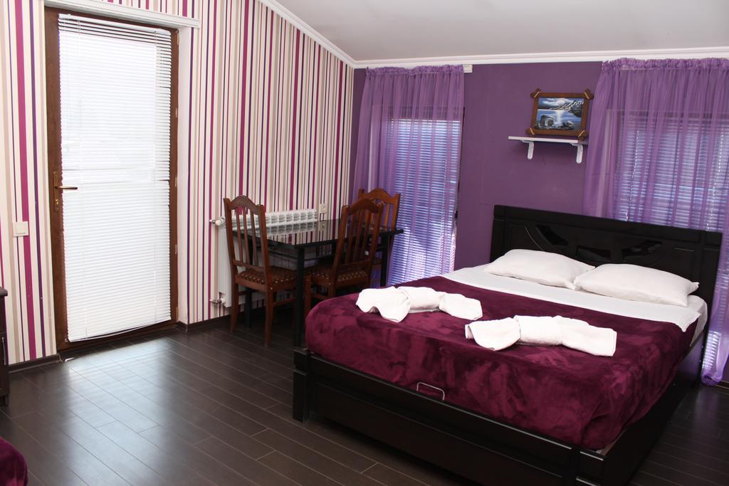 Hotel Majestic Tbilisi Kamer foto
