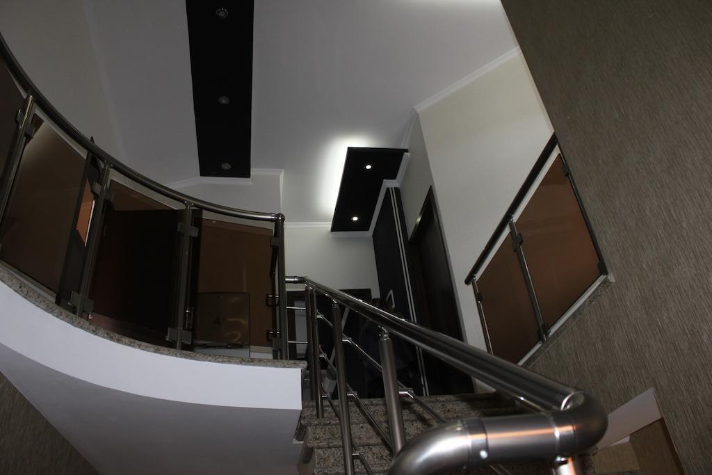 Hotel Majestic Tbilisi Buitenkant foto