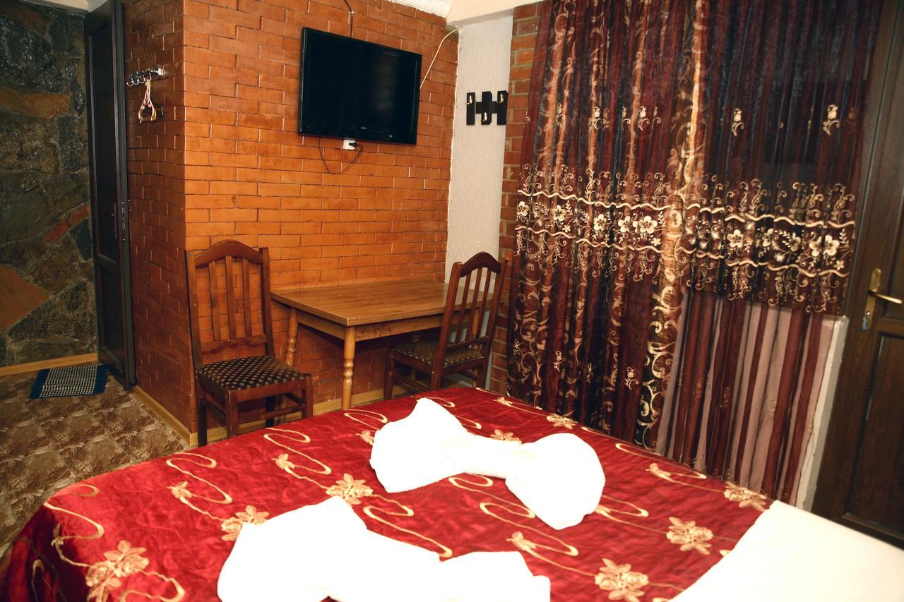 Hotel Majestic Tbilisi Buitenkant foto