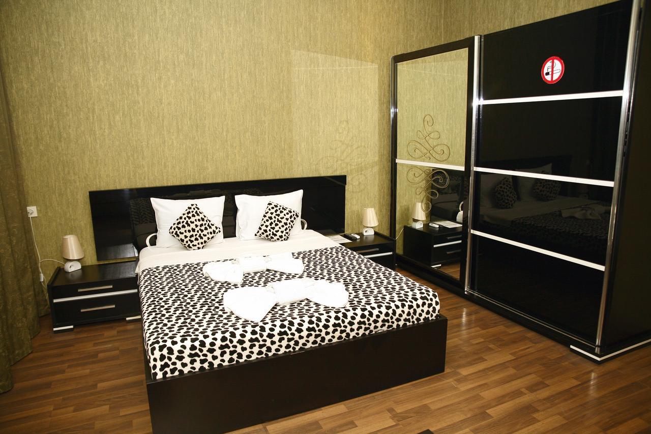 Hotel Majestic Tbilisi Buitenkant foto